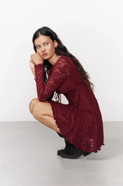 Mujer High Spirits Vestidos><noscript><img width=