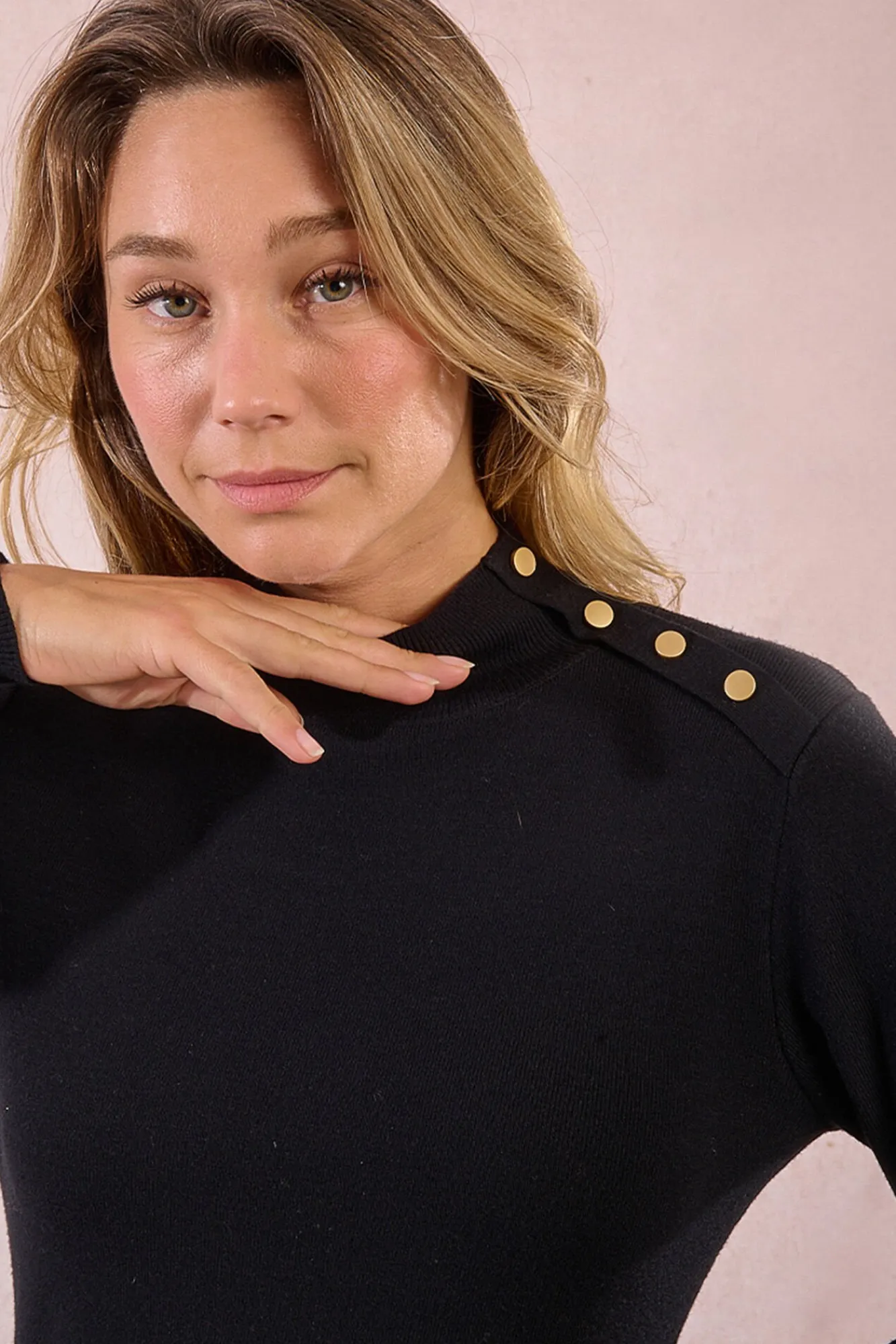 Mujer Molly Bracken Vestidos>Vestido corto de manga larga detalle botones