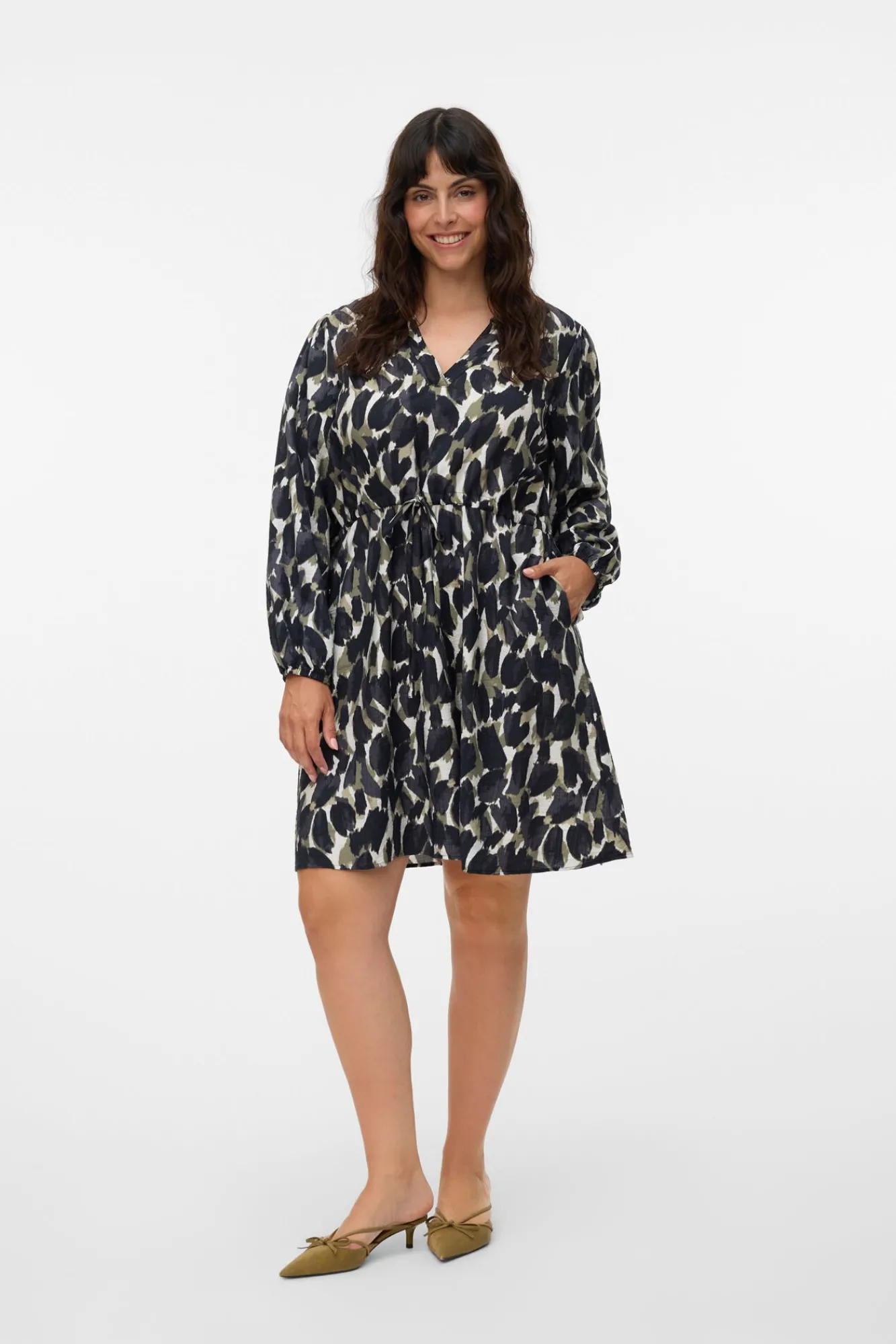 Mujer Vero Moda Curve Vestidos>Vestido corto de manga larga Curve