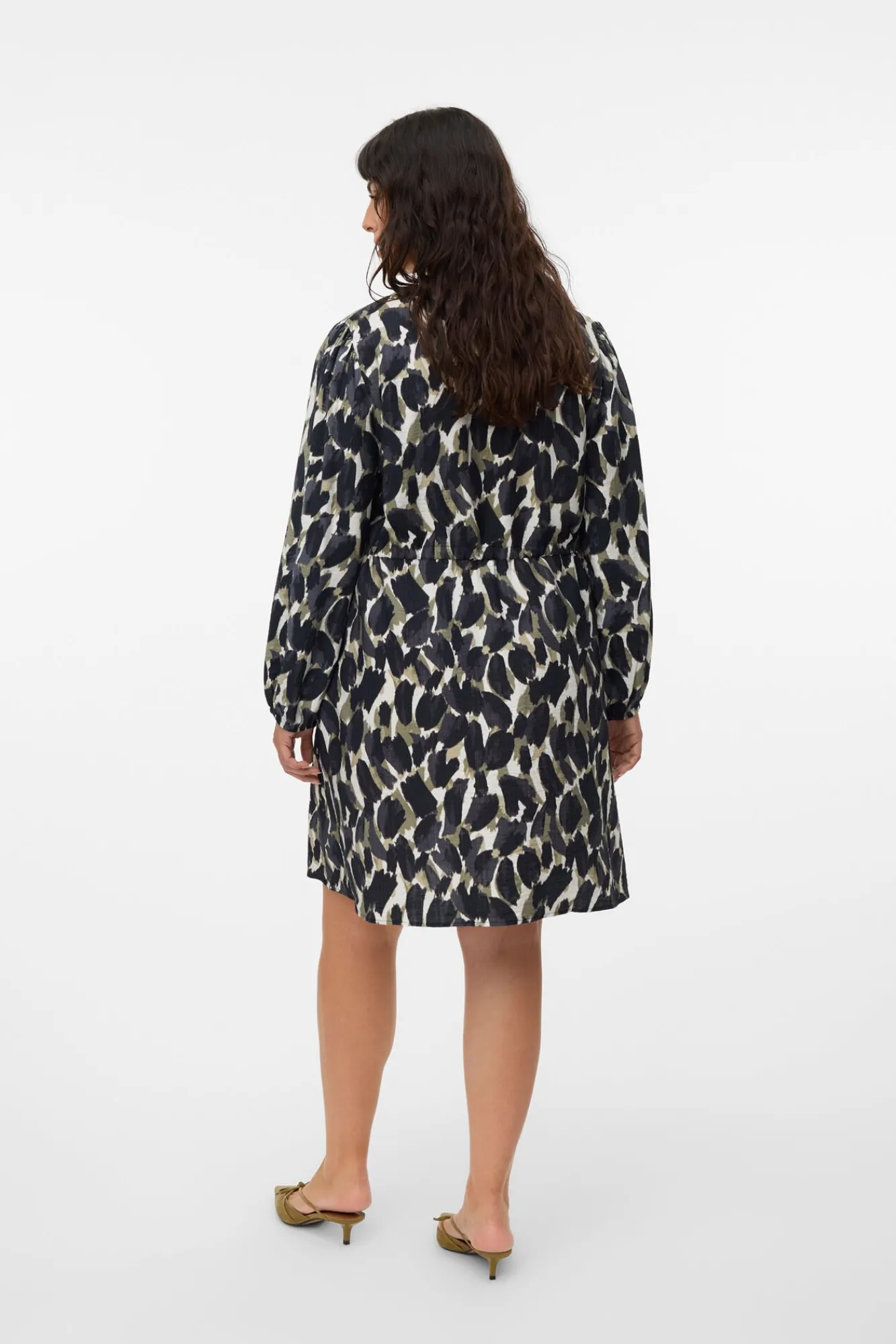 Mujer Vero Moda Curve Vestidos>Vestido corto de manga larga Curve