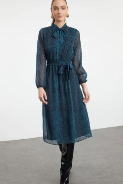 Mujer Trendyol Vestidos>Vestido midi con lazo