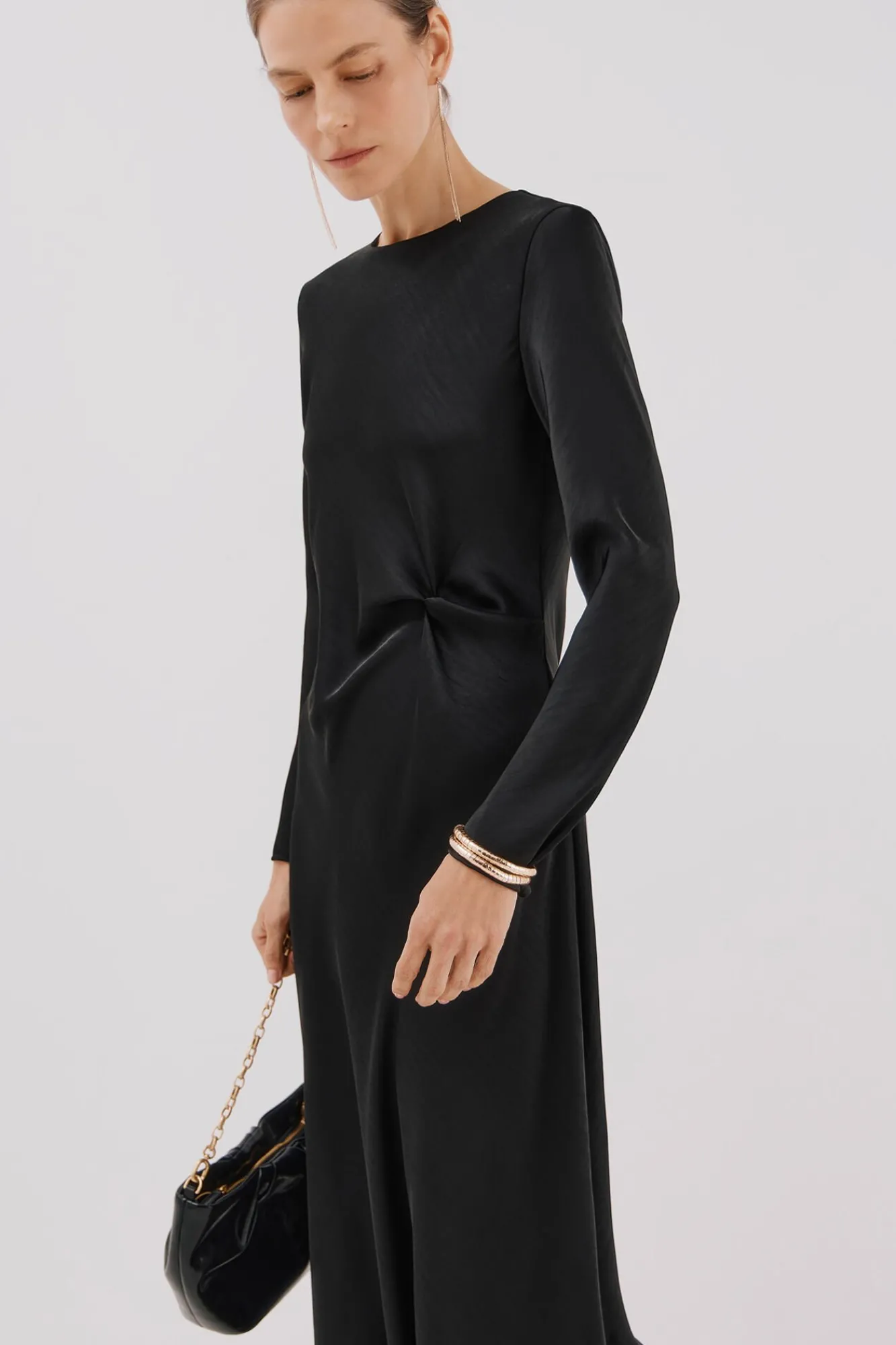 Mujer Cortefiel Vestidos>Vestido satinado nudo